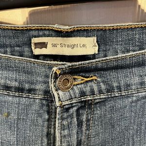 Straight leg Levi 505.